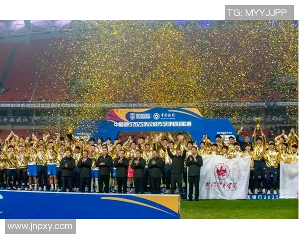 武汉足球队技术实力强劲荣登全国足球技术排行榜第二名